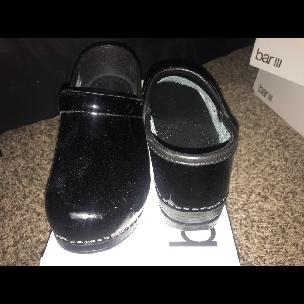 Size 5 Dansko Clog - image 3